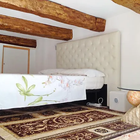 Studio Sur Place Massena Apartment *