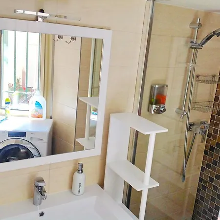 Studio Sur Place Massena Apartment *