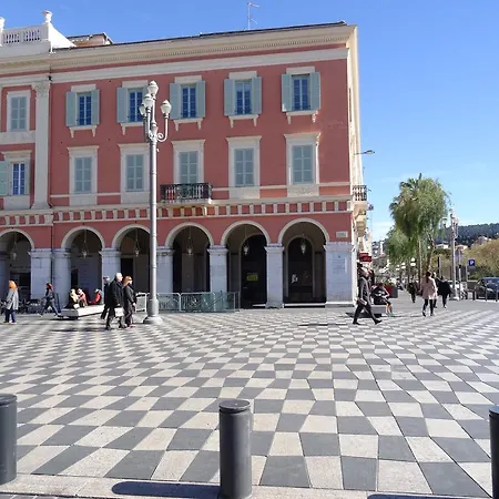 Studio Sur Place Massena *